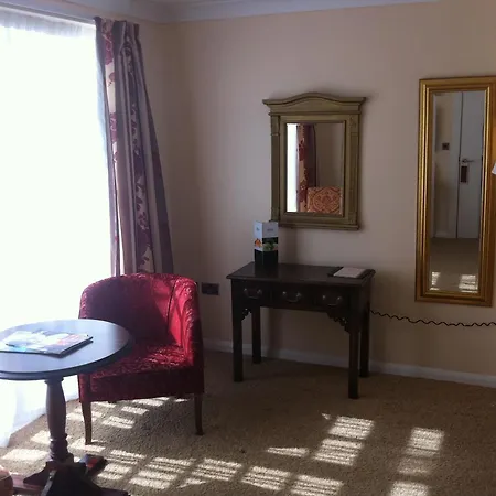 The Villa Country House Hotel-3