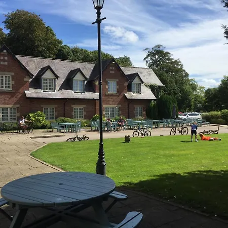 The Villa Country House Hotel-3